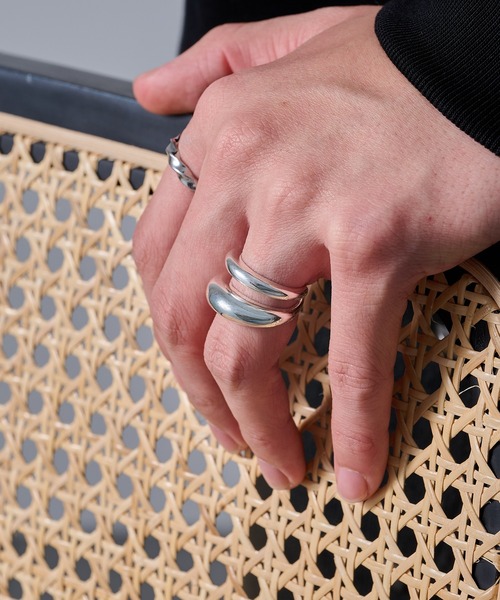 MAISON CLUB(メゾンクラブ)の「【MAISON CLUB】Melt Layer Ring Silver925 KUN(リング・メンズ・シルバー・FREE)」の4枚目の写真