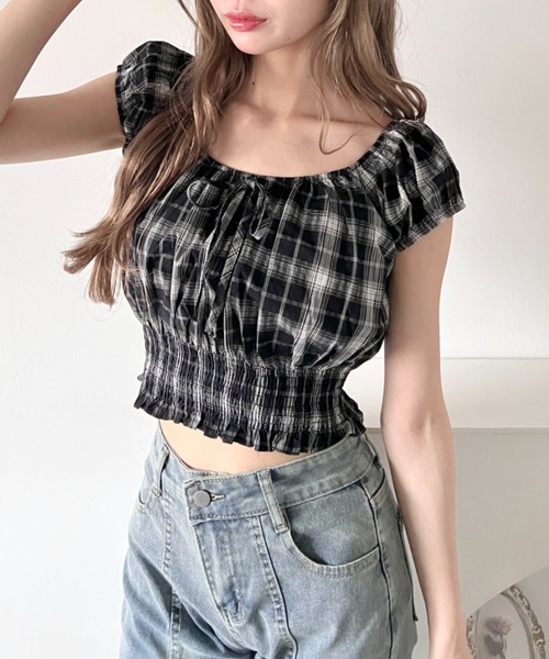 Loueme（ルエム）の「【チェック＆無地】シャーリング2WAYオフショルダートップス（シャツ/ブラウス・レディース・ブラック系その他/ホワイト/ホワイト系その他/ブラック・FREE）」の5枚目の写真