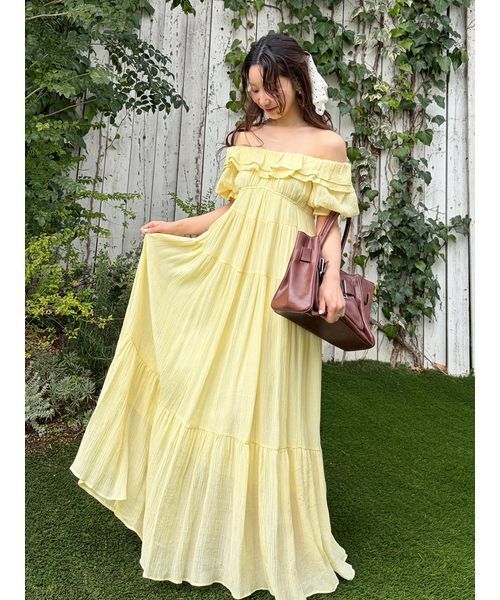 LILY BROWN(リリーブラウン)の「エアリーワッシャーボリュームワンピース(ワンピース・レディース・ホワイト/イエロー/ネイビー・F)」の1枚目の写真