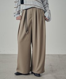 エステルツイルタックワイドパンツ