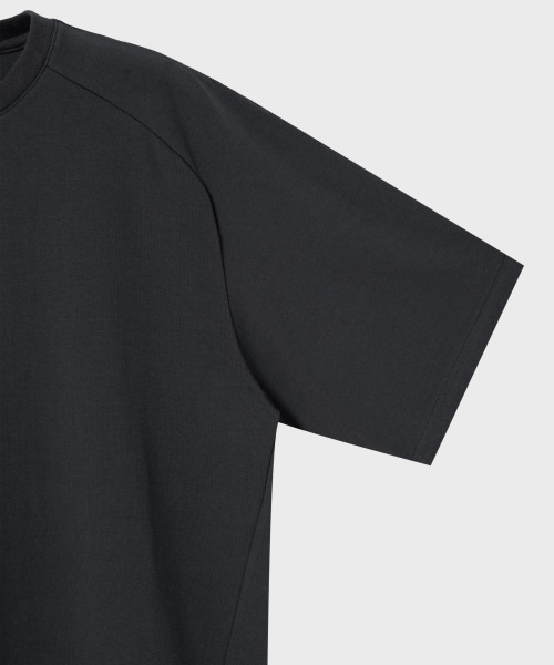 NONBLANK(ノンブランク)の「ラグランハーフスリーブTシャツ_CHARCOAL(Tシャツ/カットソー・メンズ・その他・LARGE/MEDIUM/X-LARGE)」の2枚目の写真