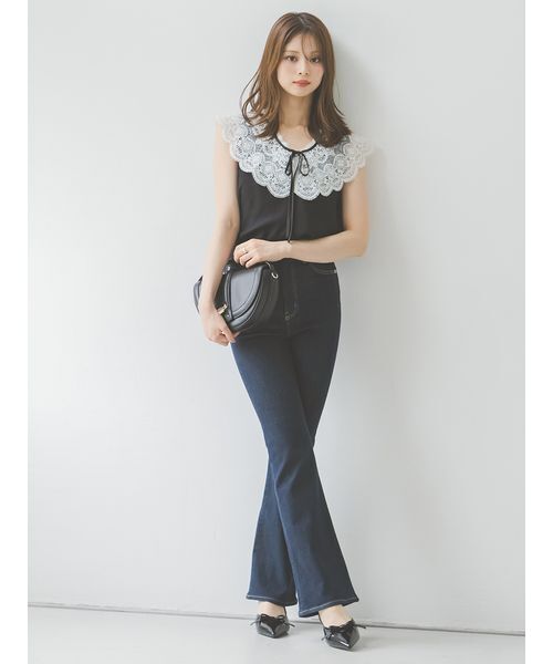 SNIDEL（スナイデル）の「【STYLE UP PANTS】フレアデニム（デニムパンツ・レディース・ブラウン/ブラック/インディゴブルー/ブルー・2/1/0）」の9枚目の写真