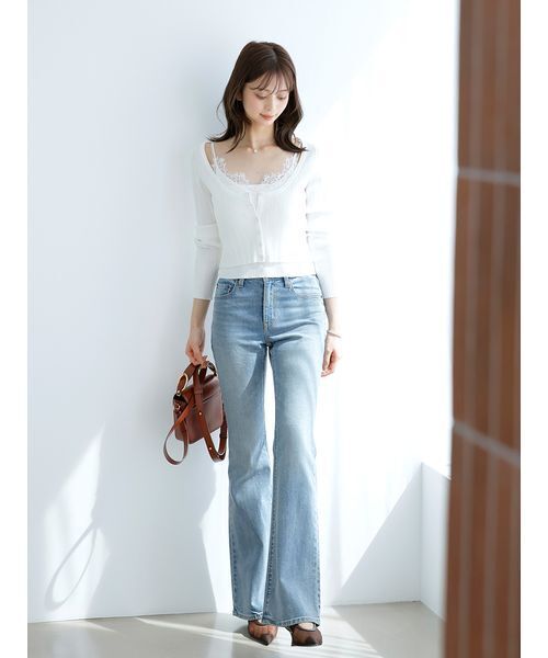 SNIDEL（スナイデル）の「【STYLE UP PANTS】フレアデニム（デニムパンツ・レディース・ブラウン/ブラック/インディゴブルー/ブルー・2/1/0）」の11枚目の写真