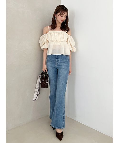 SNIDEL（スナイデル）の「【STYLE UP PANTS】フレアデニム（デニムパンツ・レディース・ブラウン/ブラック/インディゴブルー/ブルー・2/1/0）」の15枚目の写真