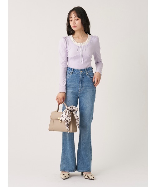 SNIDEL(スナイデル)の「【STYLE UP PANTS】フレアパンツ(デニムパンツ・レディース・ブラウン/ブラック/インディゴブルー/ブルー・2/1/0)」の21枚目の写真