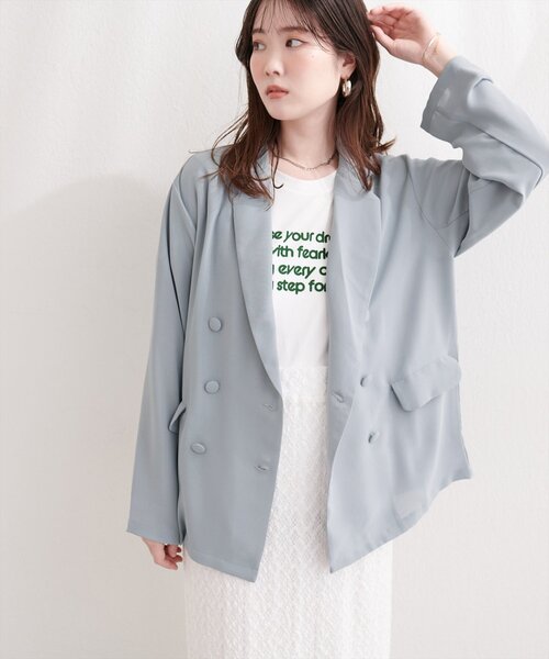natural couture(ナチュラルクチュール)の「ベルト付きシアージャケット(テーラードジャケット・レディース・ベージュ/オフホワイト/ブラック/サックスブルー・FREE)」の4枚目の写真
