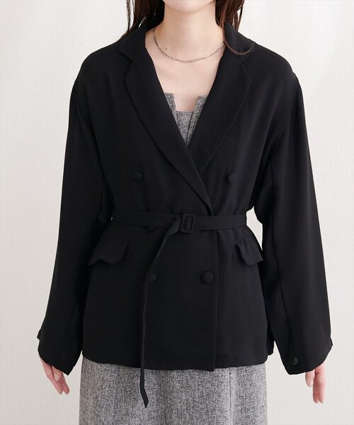 natural couture(ナチュラルクチュール)の「ベルト付きシアージャケット(テーラードジャケット・レディース・ベージュ/オフホワイト/ブラック/サックスブルー・FREE)」の12枚目の写真