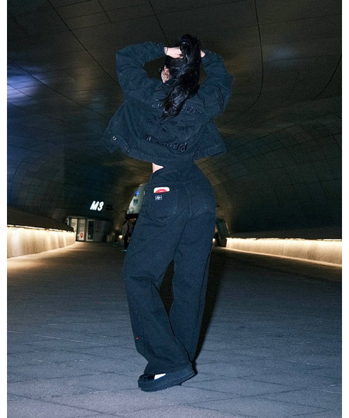 MWOONG(ムン)の「Oksuroad Washed Black Denim Trucker Jacket(デニムジャケット・レディース・その他・M1/M2)」の6枚目の写真