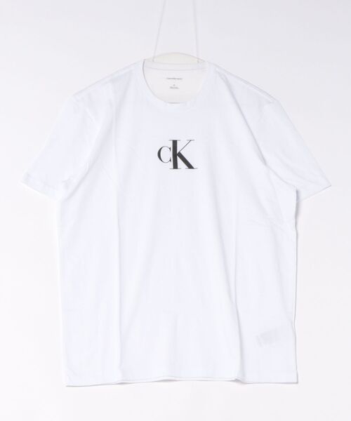 Calvin Klein(カルバン・クライン)の「CALVIN KLEIN ck ロゴTシャツ(Tシャツ/カットソー・メンズ・ホワイト/ブラック・X-LARGE/LARGE/MEDIUM)」の1枚目の写真