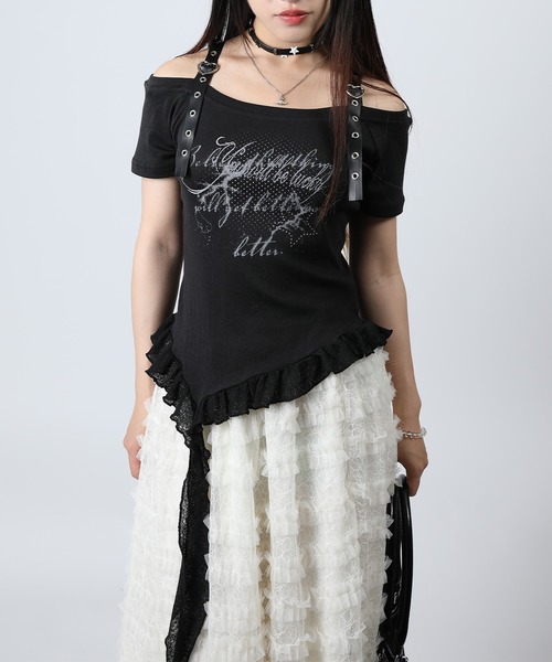HOOK(フック)の「HOOK for girls 肩ベルト 裾縦フリル オフショルダー 半袖Tシャツ (SS)(Tシャツ/カットソー・レディース・ブラック/ホワイト・FREE)」の1枚目の写真