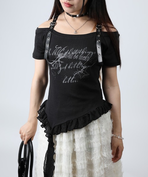 HOOK(フック)の「HOOK for girls 肩ベルト 裾縦フリル オフショルダー 半袖Tシャツ (SS)(Tシャツ/カットソー・レディース・ブラック/ホワイト・FREE)」の4枚目の写真
