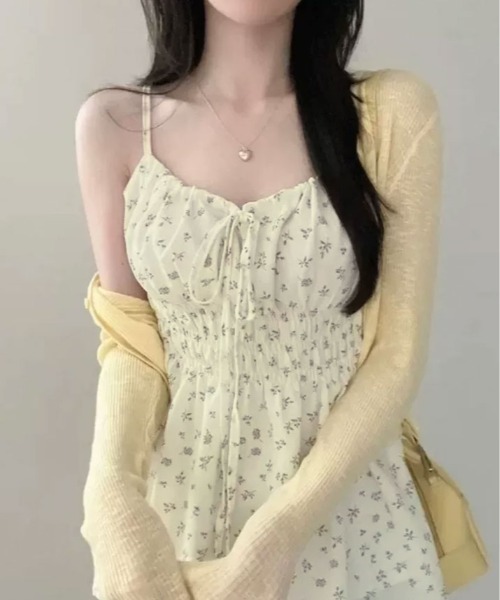 kirakiraShop(キラキラショップ)の「花柄 シャーリング キャミソール(キャミソール・レディース・グレー/ブラック/クリーム・FREE)」の14枚目の写真