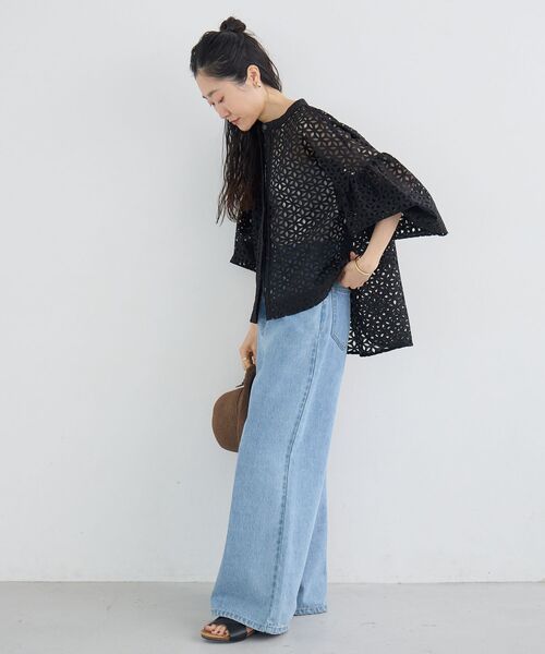 le.coeur blanc(ルクールブラン)の「TORRAZZO DONNA別注レースボリュームブラウス(シャツ/ブラウス・レディース・アイボリー/ブラック・38)」の21枚目の写真