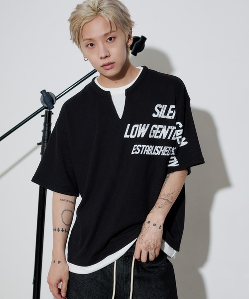 WEGO(ウィゴー)の「WEGO/キーネックフェイクレイヤードグラフィックT(Tシャツ/カットソー・メンズ・グレー/ブラック・MEDIUM/LARGE)」の20枚目の写真
