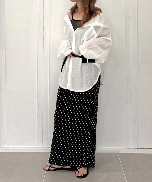 ISOOK（アイスー）の「【ISOOK / アイスー】配色カップ付きリブキャミソール / パイピング インナー カップ付きキャミソール リブタンク ブラトップ ZOZOTOWN限定（キャミソール・レディース・チャコール/ホワイト・FREE）」の12枚目の写真
