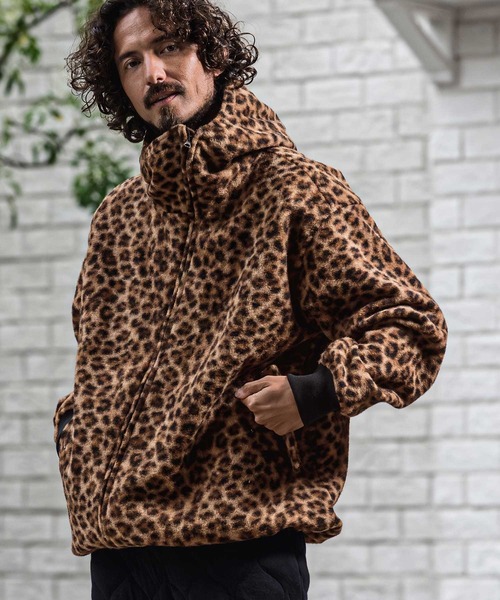 CAMBIO(カンビオ)の「mj11652- Leopard Asymmetric Short Jacket アシンメトリーショート丈フードブルゾン(MIU-262-004)(ブルゾン・メンズ・ブラウン/チャコール・L/M/S)」の2枚目の写真