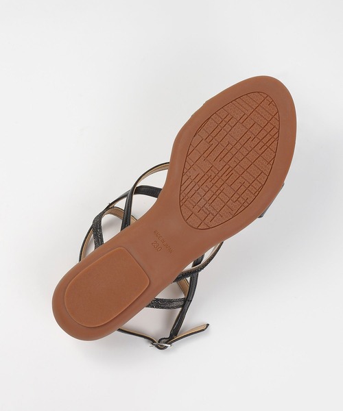 BARCLAY(バークレー)の「BARCLAY(バークレー)ビジューラインフラットサンダル(サンダル・レディース・ベージュ・22cm/23cm/24cm/23.5cm/24.5cm/22.5cm)」の5枚目の写真
