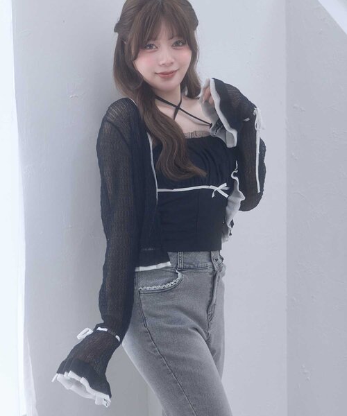 OLIVE des OLIVE(オリーブデオリーブ)の「【Belle Charme】Bell Sleeve Knit Cardigan(カーディガン/ボレロ・レディース・オフホワイト/ピンク/ブラック・FREE)」の6枚目の写真