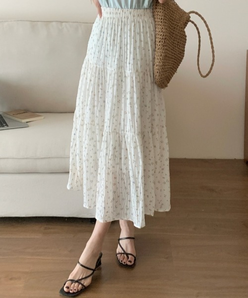 gossip!ロサンゼルス(ゴシップロサンゼルス)の「【Y2Kガーリー】小花柄ティアードロングスカート フレアスカート ウエストゴム レトロフェミニン シフォンライク(スカート・レディース・オフホワイト・FREE)」の4枚目の写真