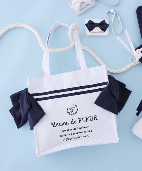Maison de FLEUR（メゾンドフルール）の「マリンラインリボンスクエアトートバッグ（トートバッグ・レディース・アイボリー/ライトブルー・FREE）」の2枚目の写真