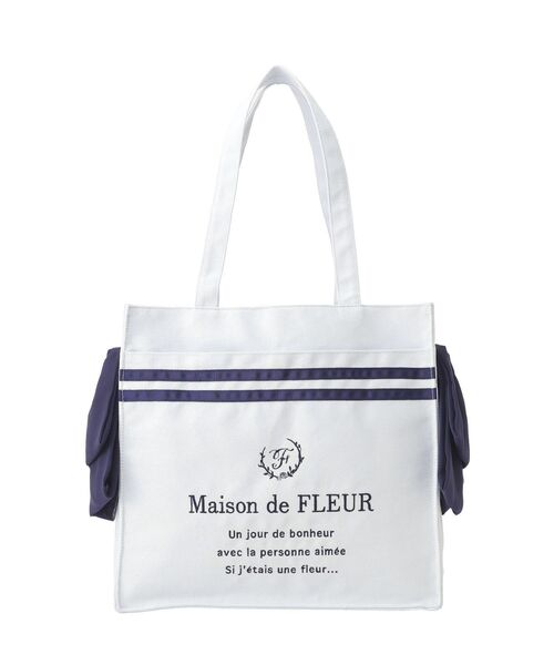 Maison de FLEUR（メゾンドフルール）の「マリンラインリボンスクエアトートバッグ（トートバッグ・レディース・アイボリー/ライトブルー・FREE）」の5枚目の写真