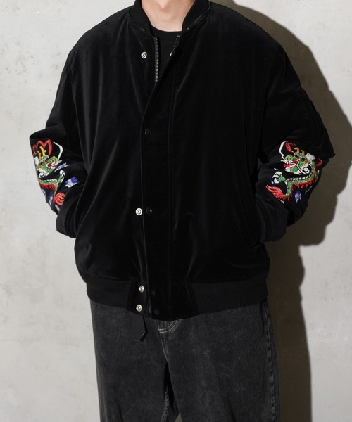 THRIFTY LOOK(スリフティールック)の「THRIFTY LOOK / スリフティールック KOREAN SOUVENIR PADDED JACKET コリアン スーベニア パデッドジャケット(ブルゾン・メンズ・ブラック/ブラック系その他・MEDIUM/LARGE)」の3枚目の写真