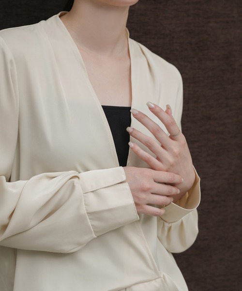 select MOCA Et（セレクトモカエト）の「【Et】Satain Twist Drape Blouse（シャツ/ブラウス・レディース・ブラウン/ブラック/アイボリー・FREE）」の17枚目の写真