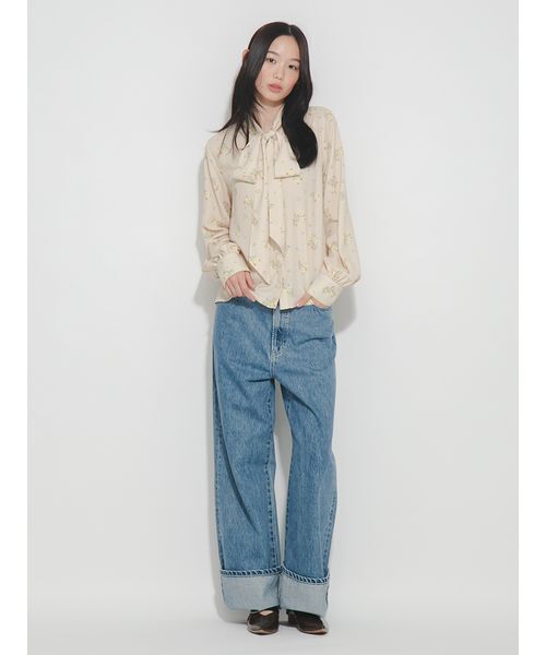 FURFUR(ファーファー)の「リボンステッチロールアップデニムパンツ(デニムパンツ・レディース・ホワイト/インディゴブルー/サックスブルー・1/0)」の15枚目の写真
