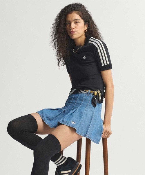 adidas(アディダス)の「ニット クロシェ ディテール付き カリ Tシャツ / アディダスオリジナルス adidas Originals(Tシャツ/カットソー・レディース・ブラック・XX-LARGE/LARGE/MEDIUM/SMALL/X-LARGE)」の9枚目の写真