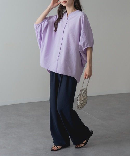refinedworks(リファインドワークス)の「【refinedworks】サッカー 素材 バンドカラー ブラウス(シャツ/ブラウス・レディース・ネイビー/パープル/グリーン・FREE)」の21枚目の写真