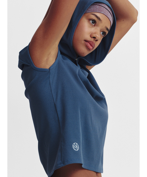 MENASOO(ミナス)の「Move Hood Ribbed Top_Skyblue(Tシャツ/カットソー・レディース・スカイブルー・1/2)」の2枚目の写真