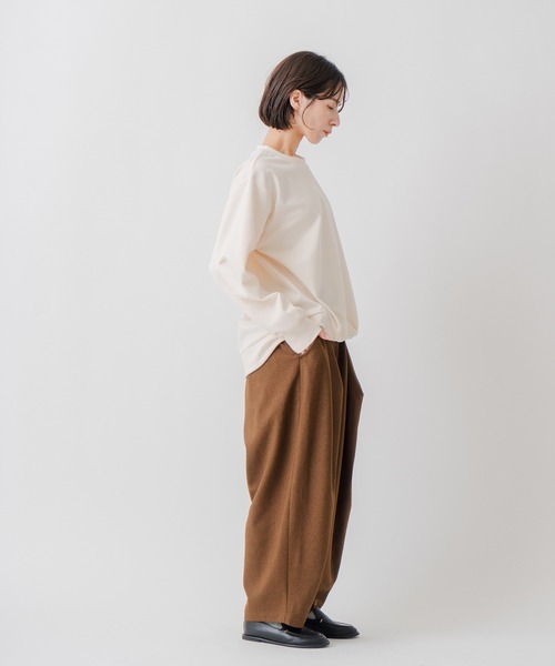 Kelen(ケレン)の「「KELEN / ケレン」ドレープデザインポンチトップス(Tシャツ/カットソー・レディース・カーキ/アイボリー/ブラック/チャコールグレー・S/M)」の14枚目の写真