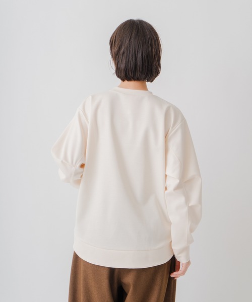 Kelen(ケレン)の「「KELEN / ケレン」ドレープデザインポンチトップス(Tシャツ/カットソー・レディース・カーキ/アイボリー/ブラック/チャコールグレー・S/M)」の17枚目の写真