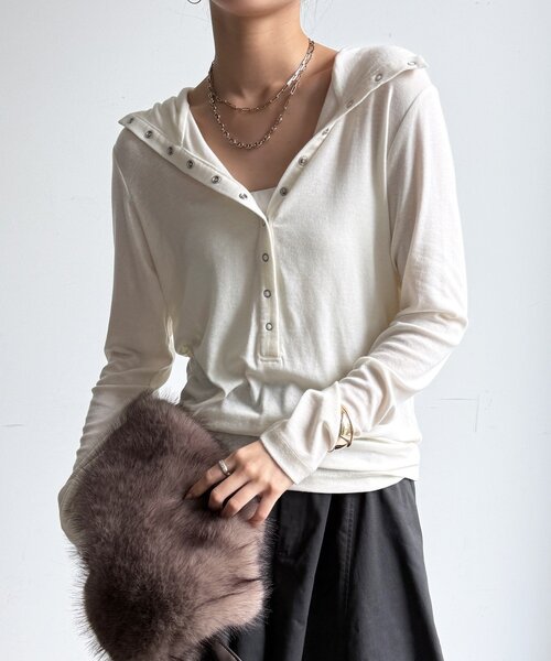 DouDou(ドゥドゥ)の「シアーウールフーディーカットソー(Tシャツ/カットソー・レディース・ピンク/オフホワイト/ブラック/グレー・FREE)」の1枚目の写真