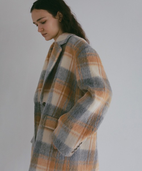 MANOF(マノフ)の「SHAGGY CHECK OVER JACKET(その他アウター・レディース・グリーン/オレンジ・M/S)」の9枚目の写真