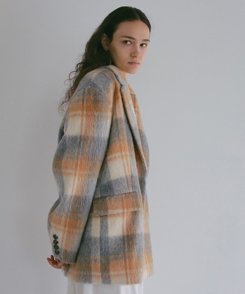 MANOF(マノフ)の「SHAGGY CHECK OVER JACKET(その他アウター・レディース・グリーン/オレンジ・M/S)」の8枚目の写真