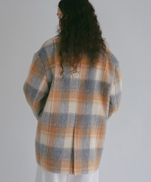 MANOF(マノフ)の「SHAGGY CHECK OVER JACKET(その他アウター・レディース・グリーン/オレンジ・M/S)」の5枚目の写真