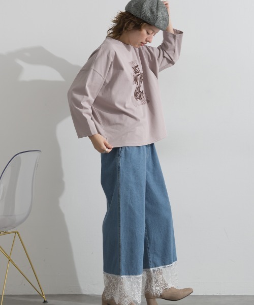 le colis(ルコリ)の「天竺 ロゴ ワイドTEE(Tシャツ/カットソー・レディース・グレイッシュベージュ/ブラウン/チャコールグレー・FREE)」の5枚目の写真
