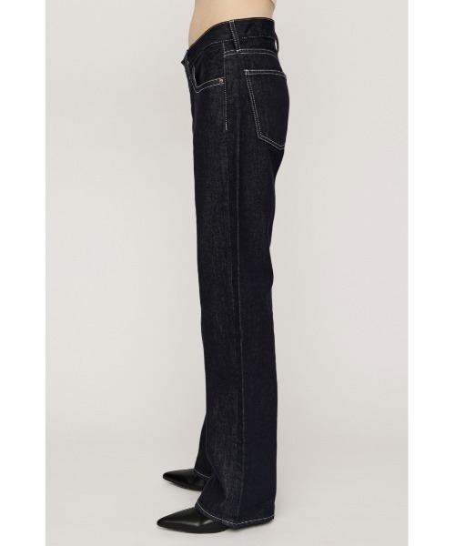 SLY（スライ）の「L/W WIDE STRAIGHT DENIM PT ローウエストワイドストレートデニムパンツ 秋服（デニムパンツ・レディース・ダークブルー/ダークパープル・1/2/0）」の8枚目の写真