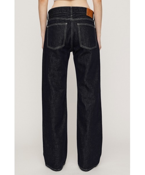 SLY（スライ）の「L/W WIDE STRAIGHT DENIM PT ローウエストワイドストレートデニムパンツ 秋服（デニムパンツ・レディース・ダークブルー/ダークパープル・1/2/0）」の9枚目の写真