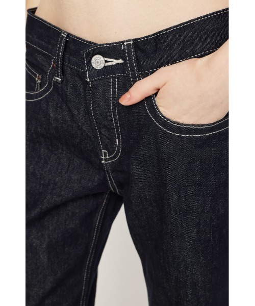 SLY（スライ）の「L/W WIDE STRAIGHT DENIM PT ローウエストワイドストレートデニムパンツ 秋服（デニムパンツ・レディース・ダークブルー/ダークパープル・1/2/0）」の10枚目の写真