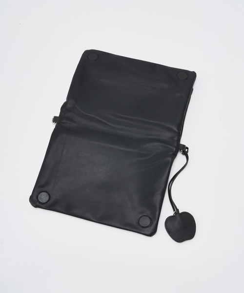 ADAM PATEK（アダムパテック）の「mko13959-w-r leather convertible clutch bag クラッチバッグ(AP2629021)（クラッチバッグ・メンズ・ブラック・FREE）」の11枚目の写真