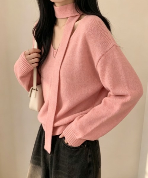 Aelina(エリナ)の「チョーカー風ネックストラップ付きVネックルーズニットトップス(ニット/セーター・レディース・オフホワイト/グレー/ブルー/ピンク・FREE)」の22枚目の写真