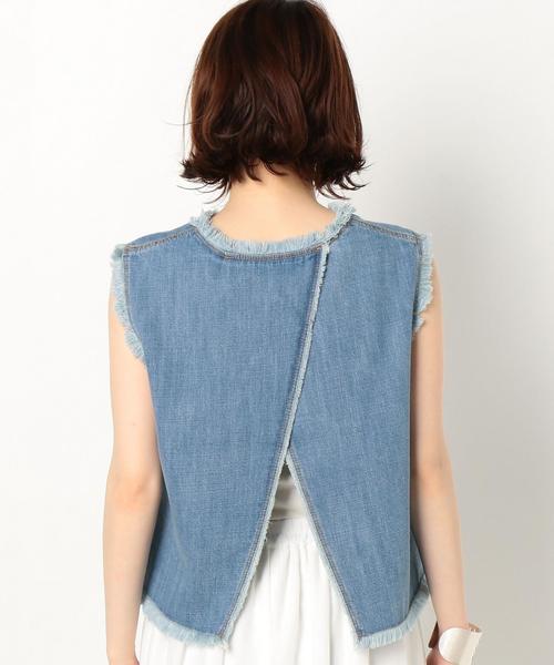 Another Edition(アナザーエディション)の「デニムフリンジノースリーブ/AEBC フリンジ NSL DNM◆(シャツ/ブラウス・レディース・コバルトブルー・FREE)」の2枚目の写真