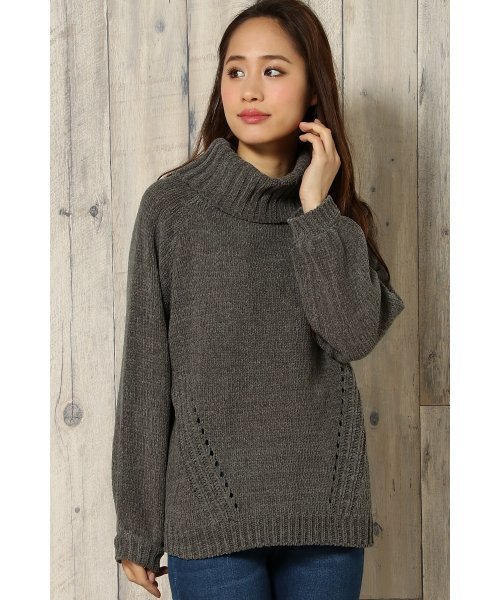 VENCEEXCHANGE（ヴァンスエクスチェンジ）の「オフタートルモールプルオーバー（ニット/セーター・レディース・ブラック/スカイブルー/ピンク/オフホワイト/グレー・MEDIUM）」の4枚目の写真