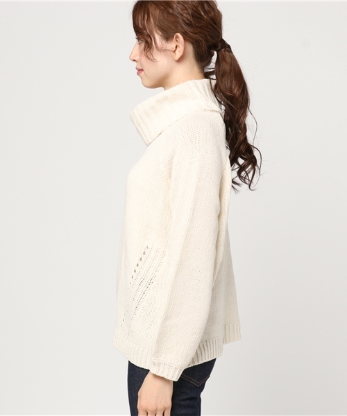 VENCEEXCHANGE（ヴァンスエクスチェンジ）の「オフタートルモールプルオーバー（ニット/セーター・レディース・ブラック/スカイブルー/ピンク/オフホワイト/グレー・MEDIUM）」の7枚目の写真