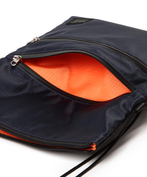 BEAMS LIGHTS(ビームスライツ)の「BEAMS LIGHTS / マルチポケットサコッシュ(ショルダーバッグ・メンズ・ブルー/ブラック/オリーブ/グレー・ONE SIZE)」の10枚目の写真