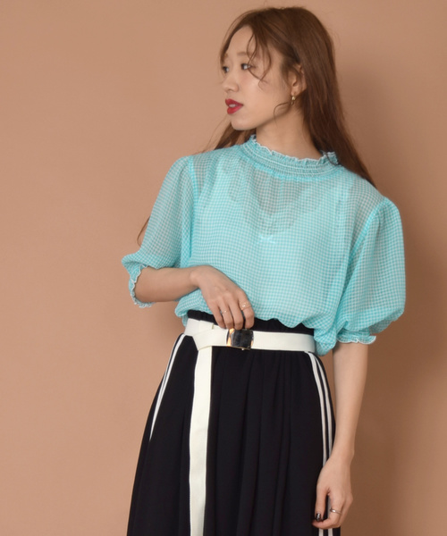 w closet（ダブルクローゼット）の「シアーチェックシャーリングブラウス（シャツ/ブラウス・レディース・コーラルピンク/サックスブルー/ブラック/ブルー/イエロー・FREE）」の4枚目の写真