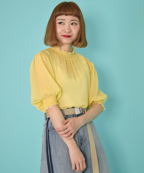 w closet（ダブルクローゼット）の「シアーチェックシャーリングブラウス（シャツ/ブラウス・レディース・コーラルピンク/サックスブルー/ブラック/ブルー/イエロー・FREE）」の2枚目の写真