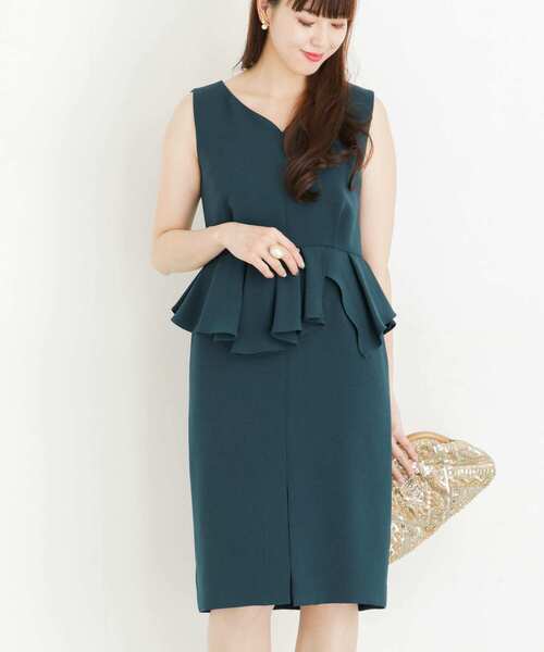 URBAN RESEARCH ROSSO WOMEN(アーバンリサーチ ロッソ)の「ハートネックランダムペプラムドレス∴(ワンピース・レディース・ブルー系その他/パープル系その他・FREE)」の2枚目の写真